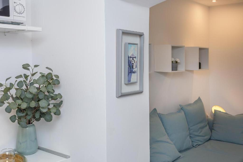 X Boutique Marinac Studio Apartments & Rooms ชิเบนิก ภายนอก รูปภาพ